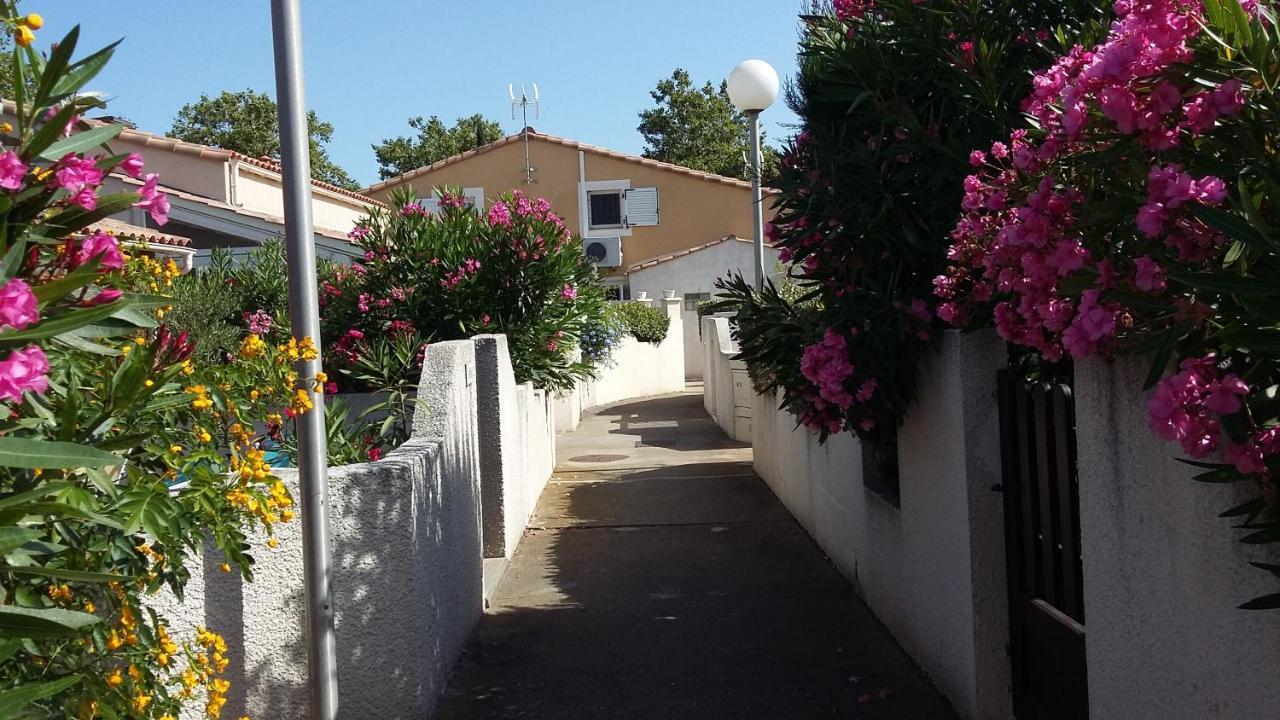 Villa Les Amandines Agde Esterno foto